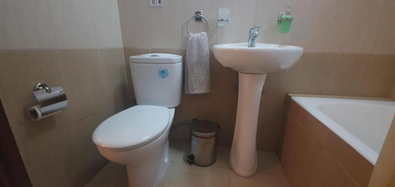 Vasilas Holiday Apartment #1 Larnaca Bagian luar foto